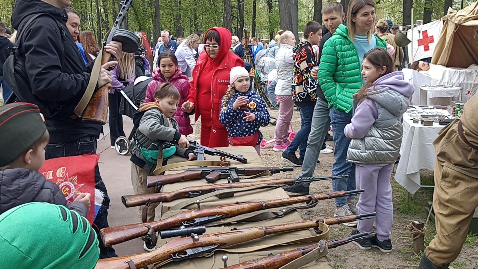 Серпухов, Подмосковье, 9 Мая, концерт, парк, праздник, День Победы