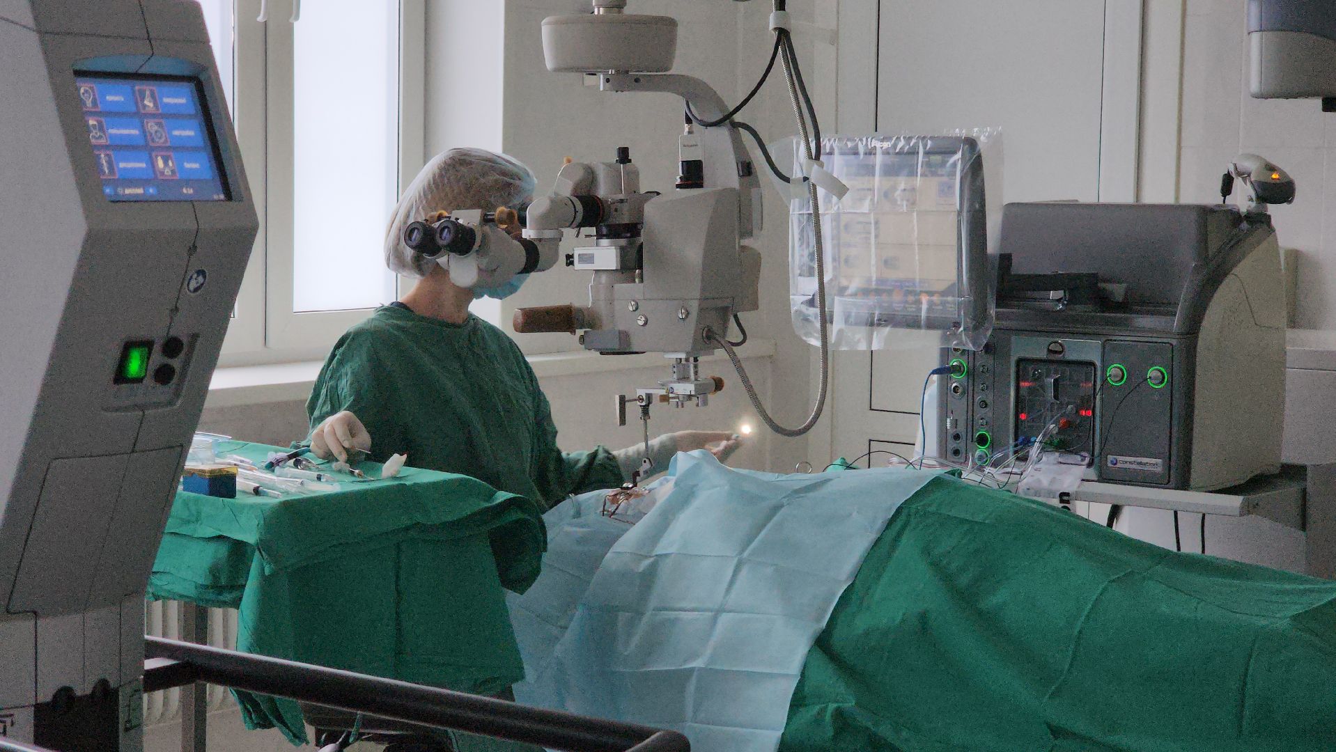 красногорск, медицина, больница, новое оборудование,офтальмология,