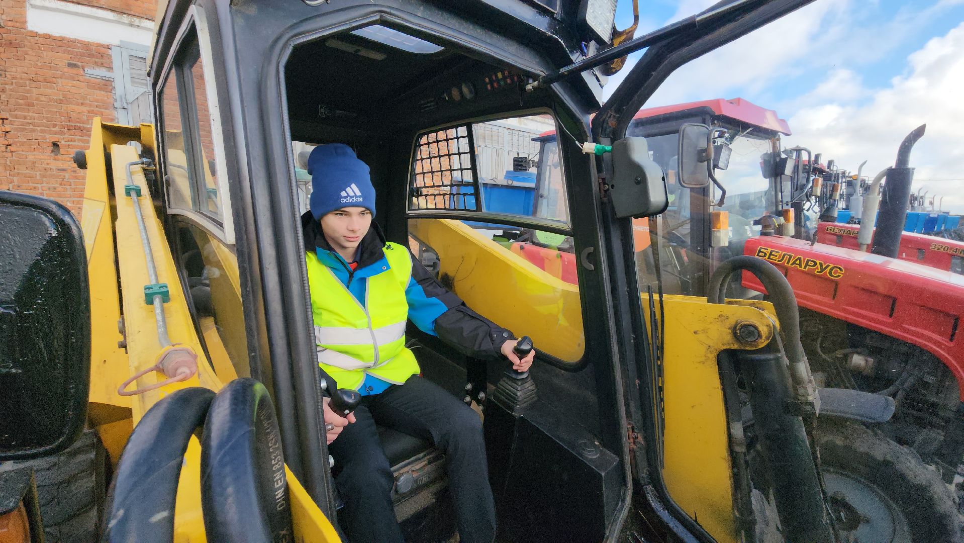 кашира, школьники, жкх, мбу благоустройство, чистота, министерство чистоты, губернатор, коррекционная школа, движение первых,