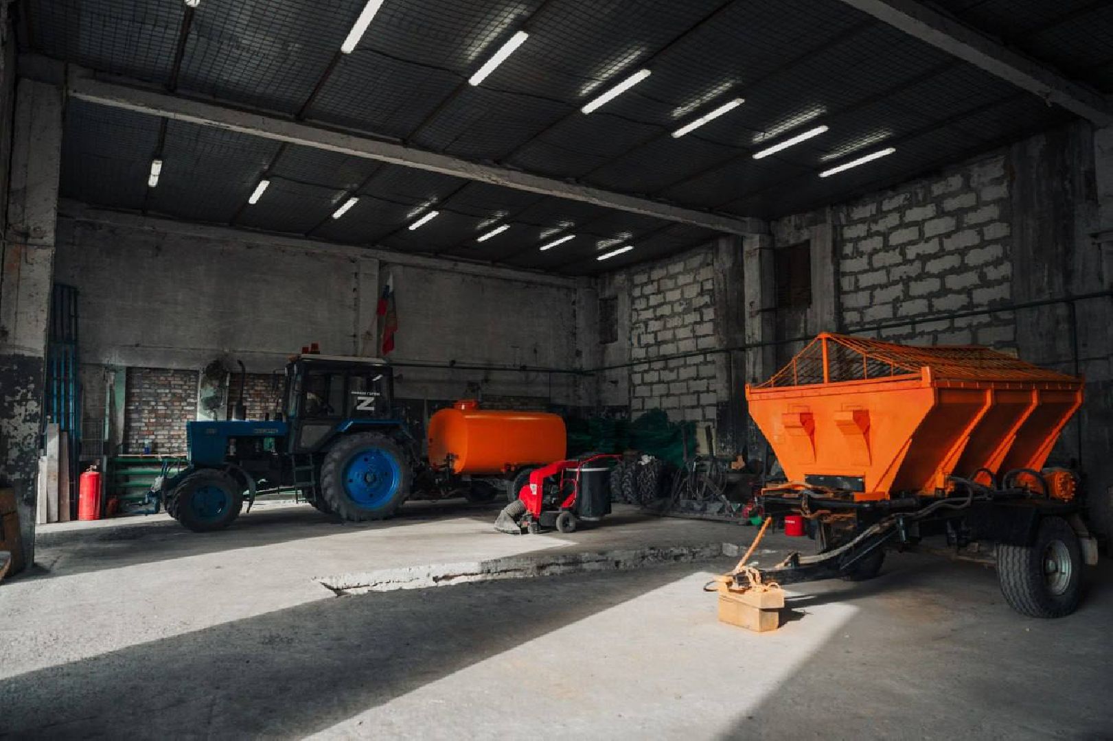 жкх, подготовка к зиме, дети, школьники, коммунальное хозяйство,