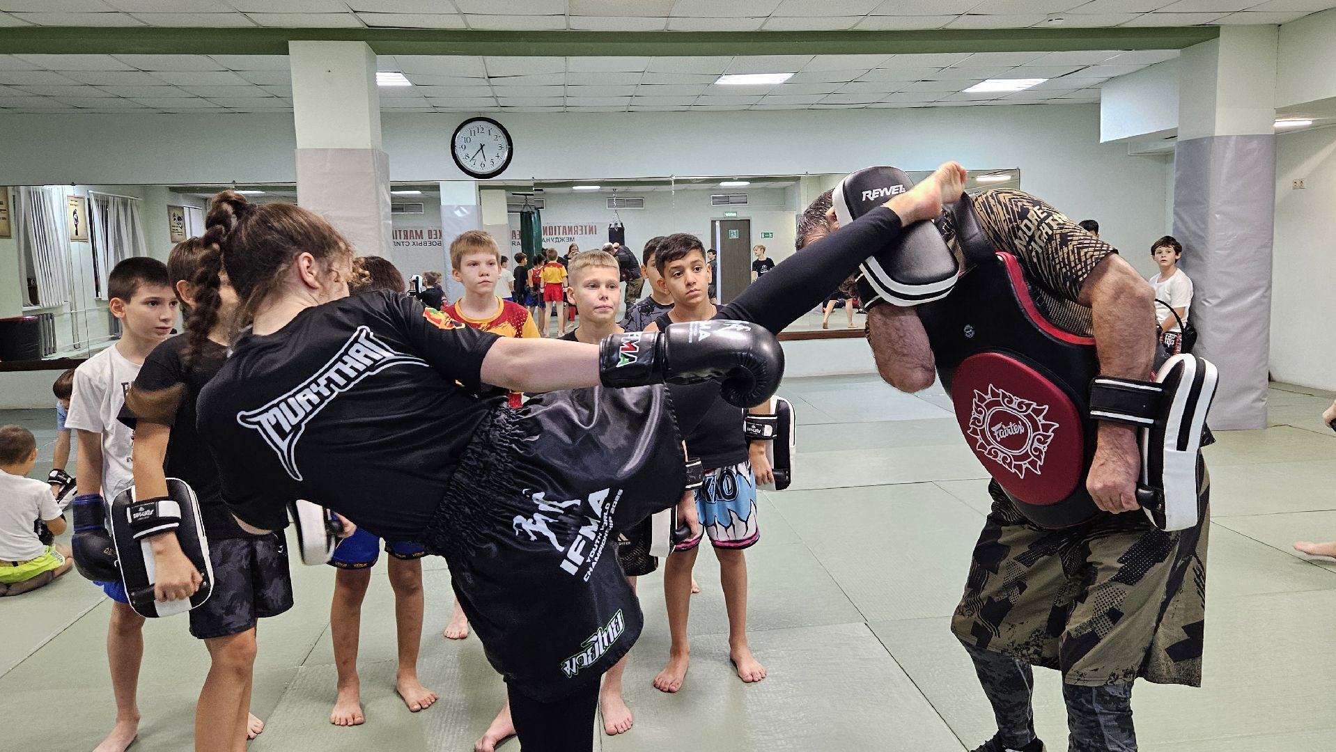 долгопрудный, спорт, тайский бокс,муай тай, Александра Теличко, Магомед Камилов,