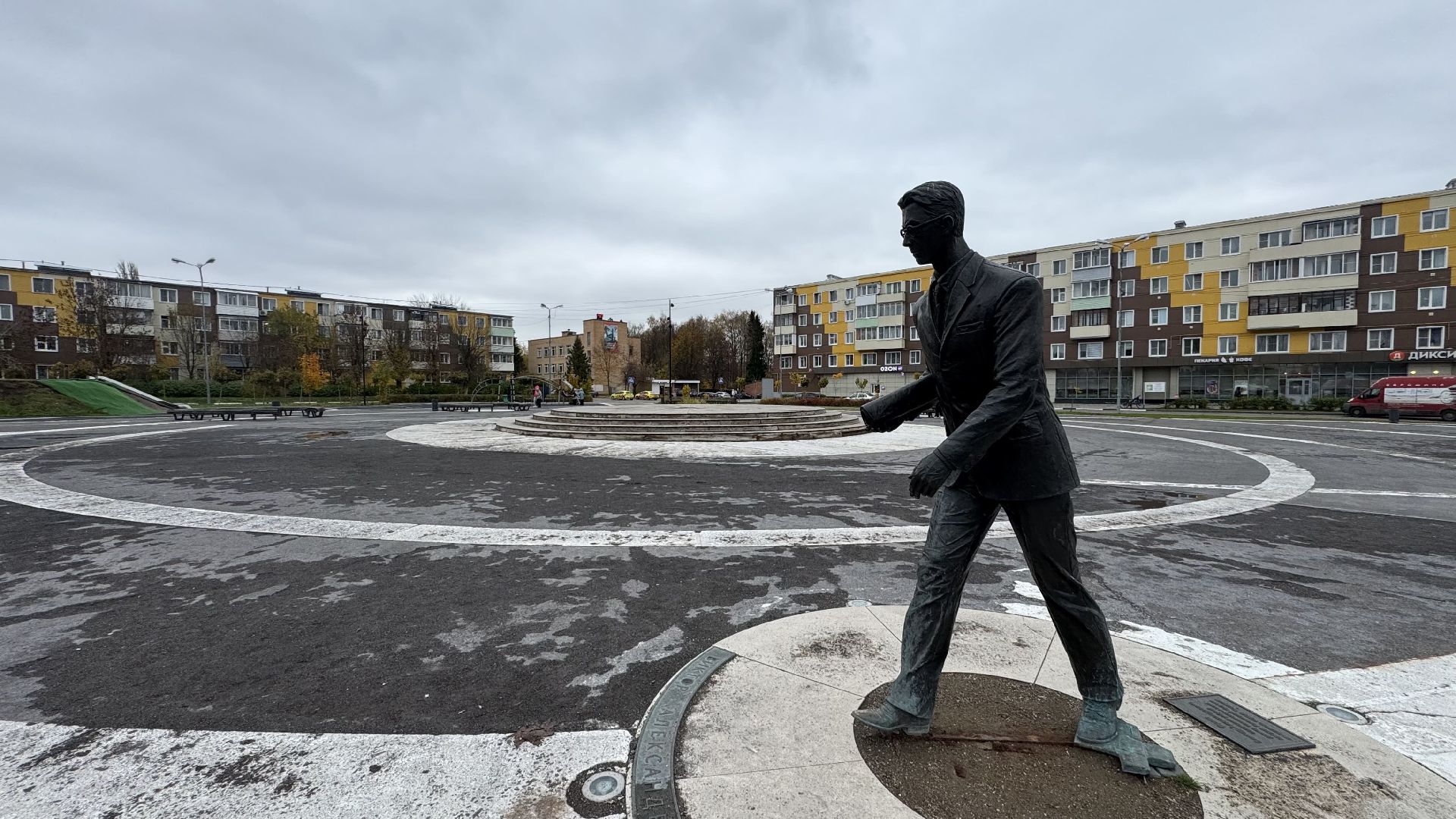 сергиево-посадский городской округ, Пересвет, площадь пухова,