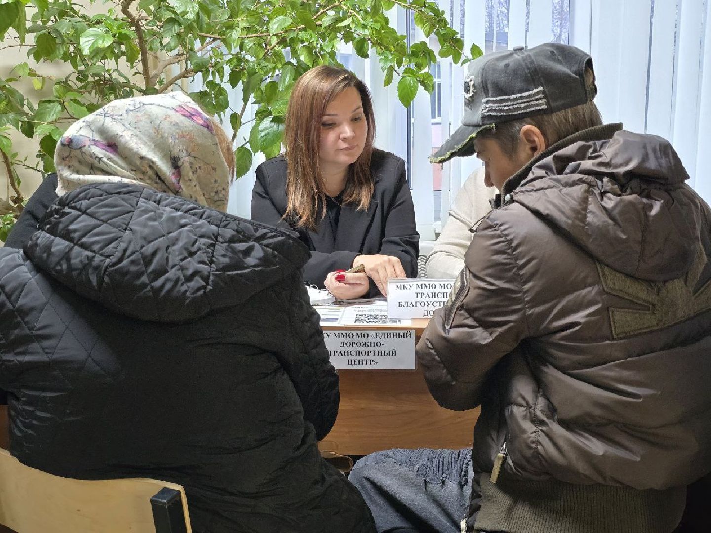 можайск, можайский муниципальный округ, подмосковье, власть, выездная администрация, встреча с жителями, ремонт дороги,