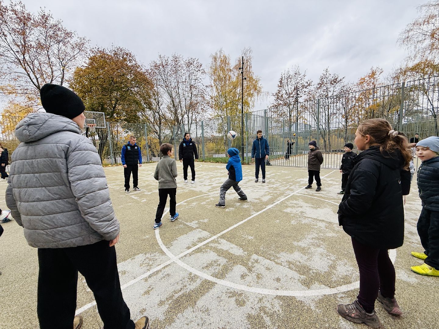 раменское, футбол, раменский городской парк, леон сатурн, раменский сатурн,