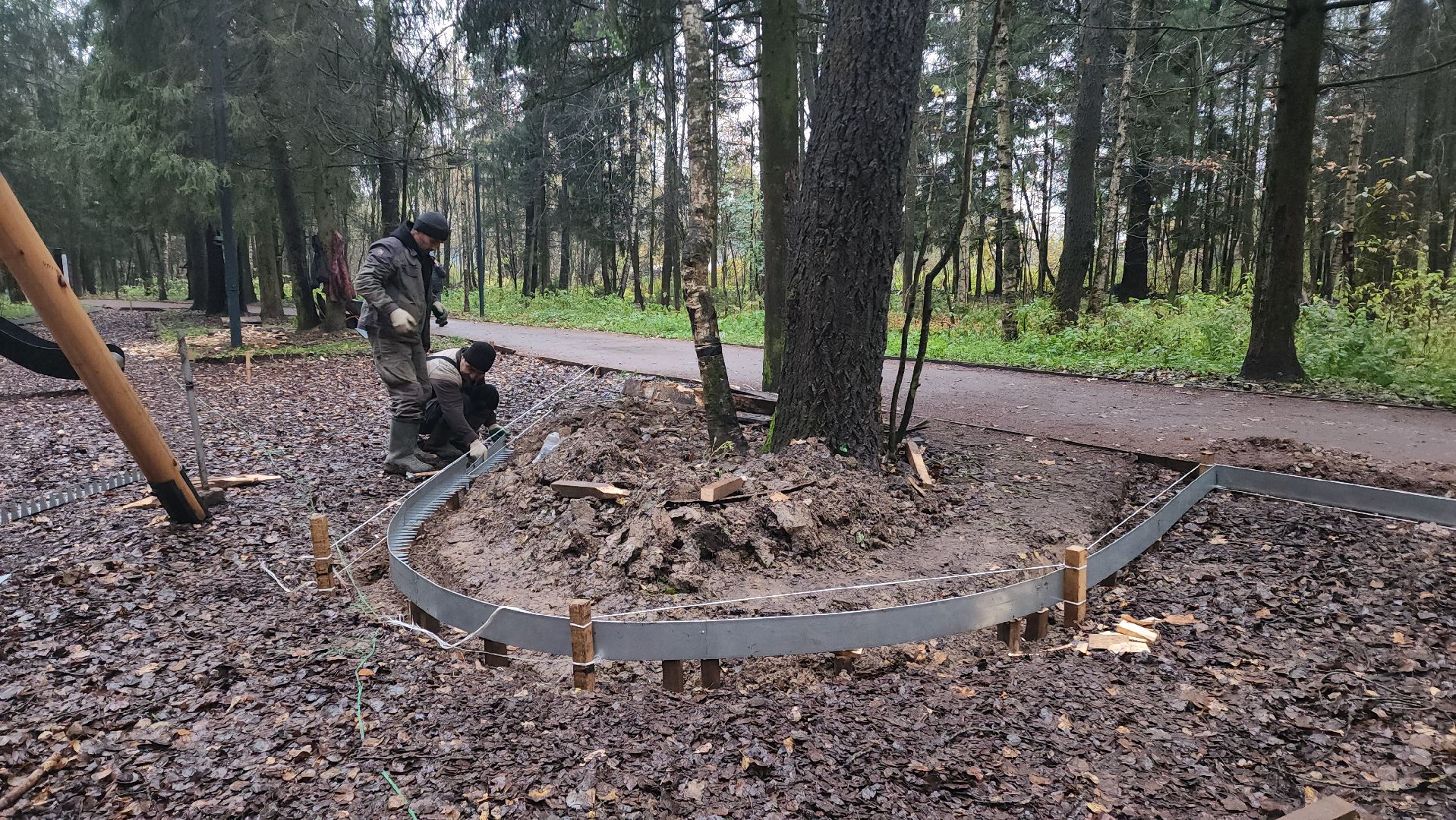 Детская площадка , Площадка для детей в лесу, лесопарк, лобненский парк, Лобня,