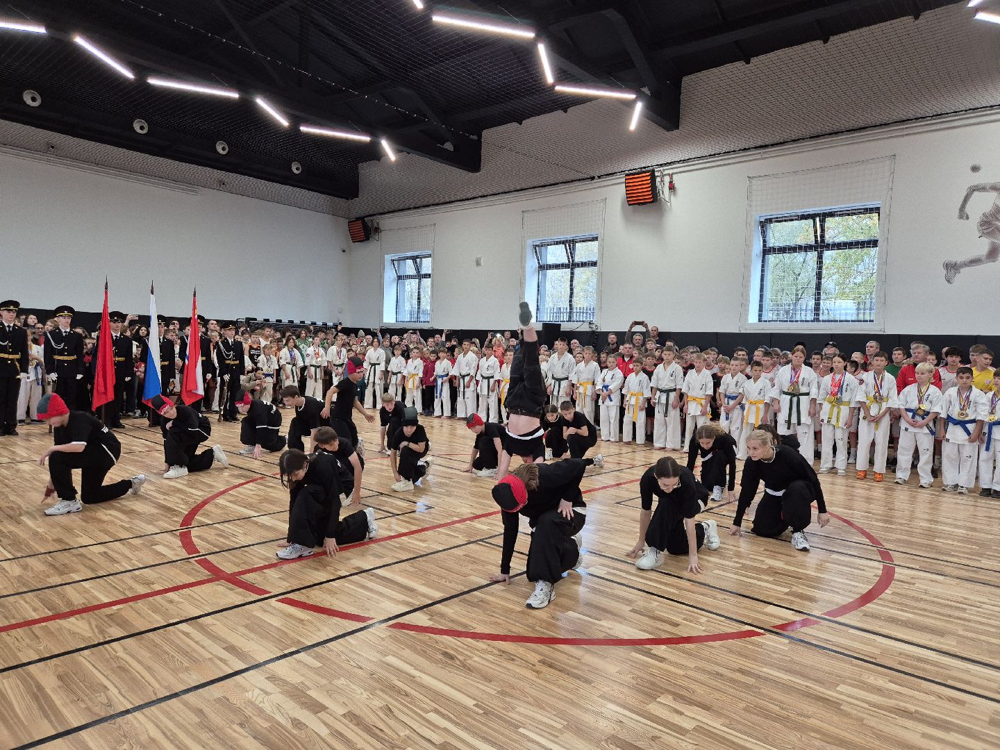 стадион торпедо, орехово-зуево, спорт,