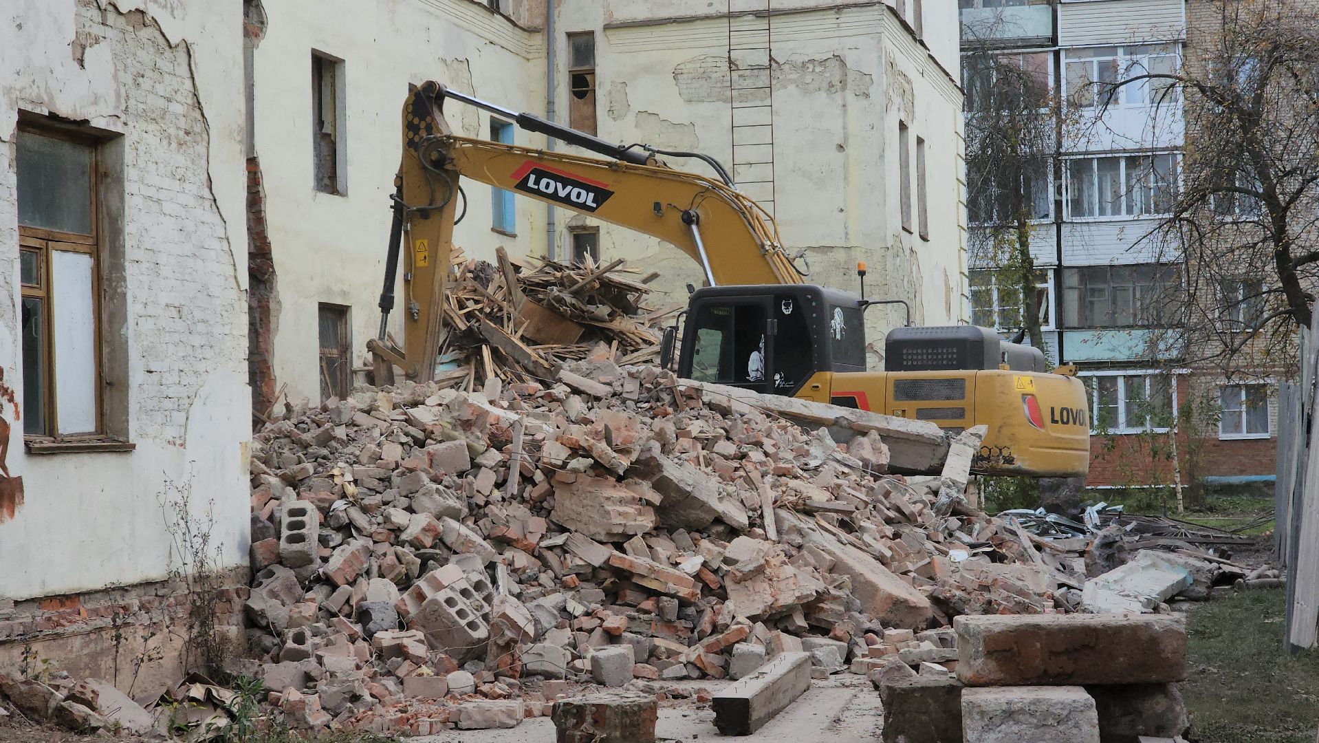 луховицы, благоустройство, снос аварийного дома,