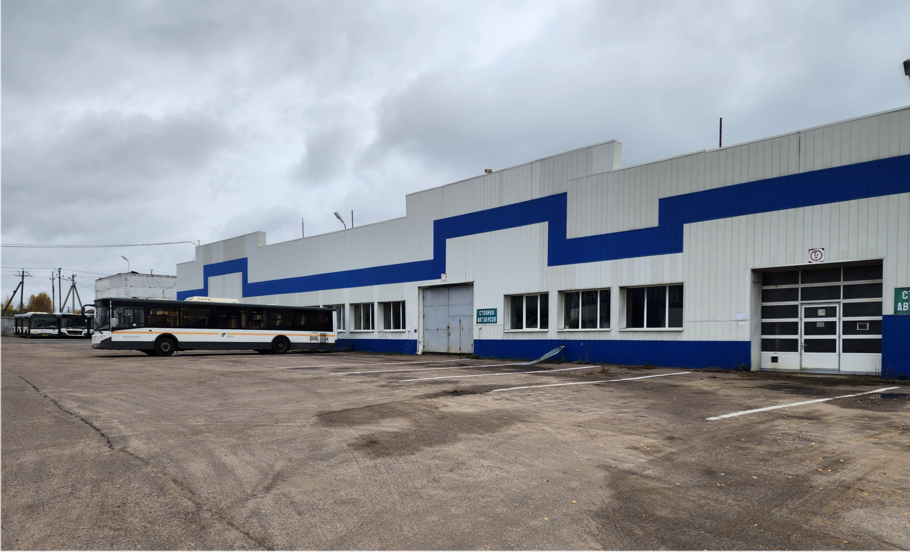 чехов, деревня манушкино, музей автотранспорта, выставка ретро-автомобилей, мострансавто, грузовики, автобусы, легковые машины, проездные билеты, макеты, архивная фотохроника, бесплатная выставка, экспозиция,