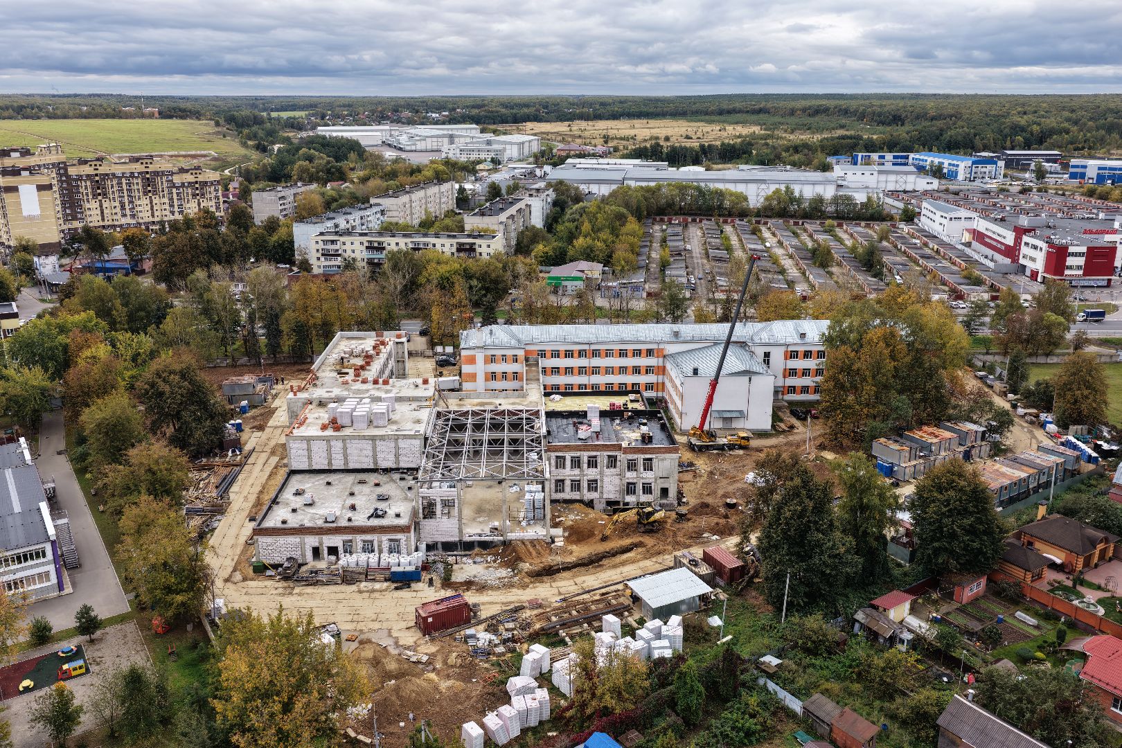 видео с коптера, бронницкий лицей,