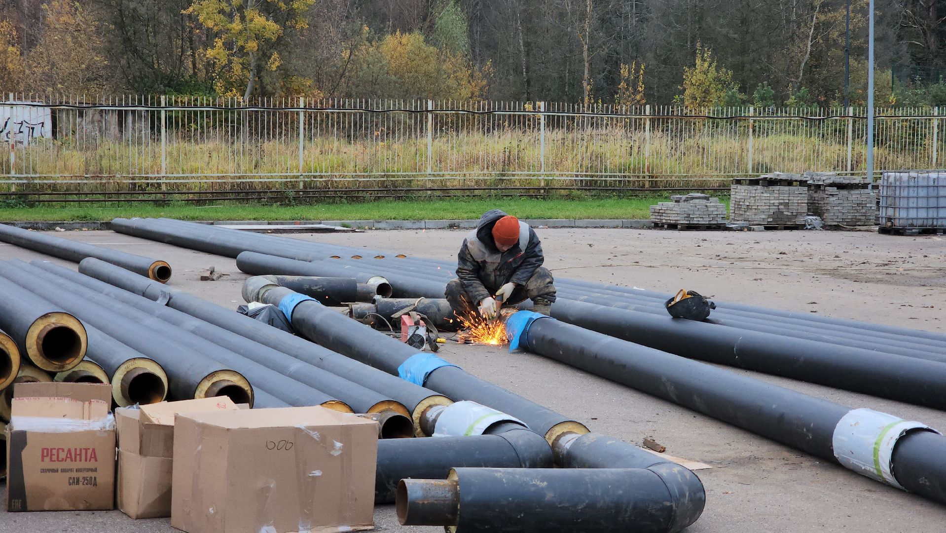Спорт , Стадион Москвич, Лобня, Подогрев футбольного поля ,