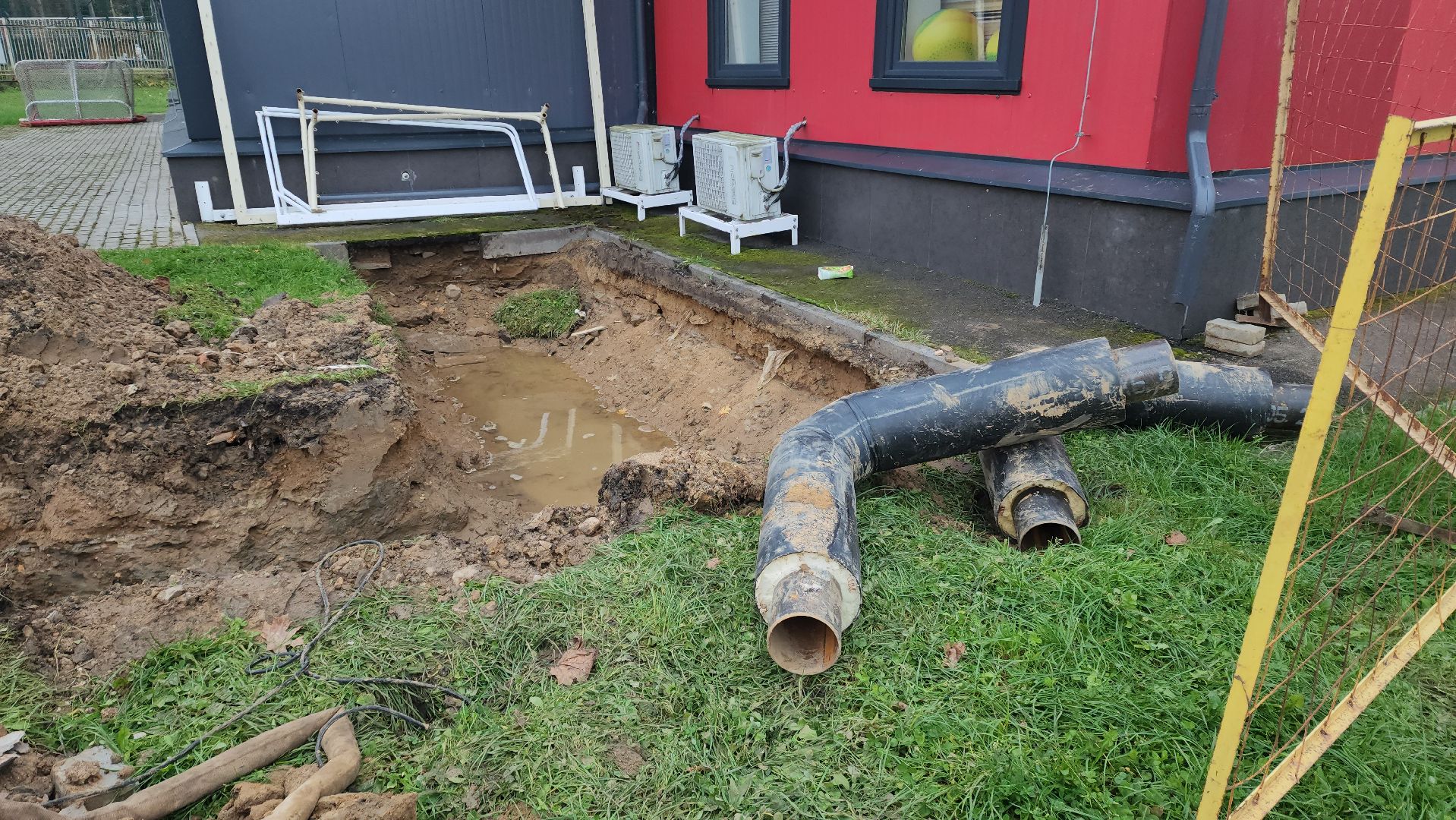 Спорт , Стадион Москвич, Лобня, Подогрев футбольного поля ,