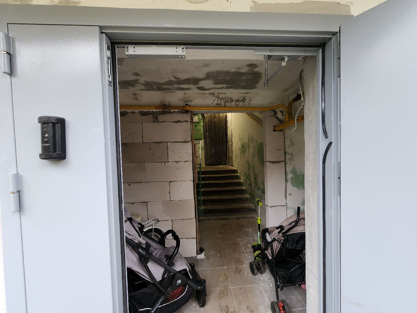 чехов, микрорайон венюково, улица гагарина 48, текущий ремонт подъездов, покраска стен и потолков, замена окон, замена батарей отопления, косметический ремонт, обращения жителей, портал добродел, ремонт в подъездах,перила, лестницы, электропроводка, напольное покрытие,