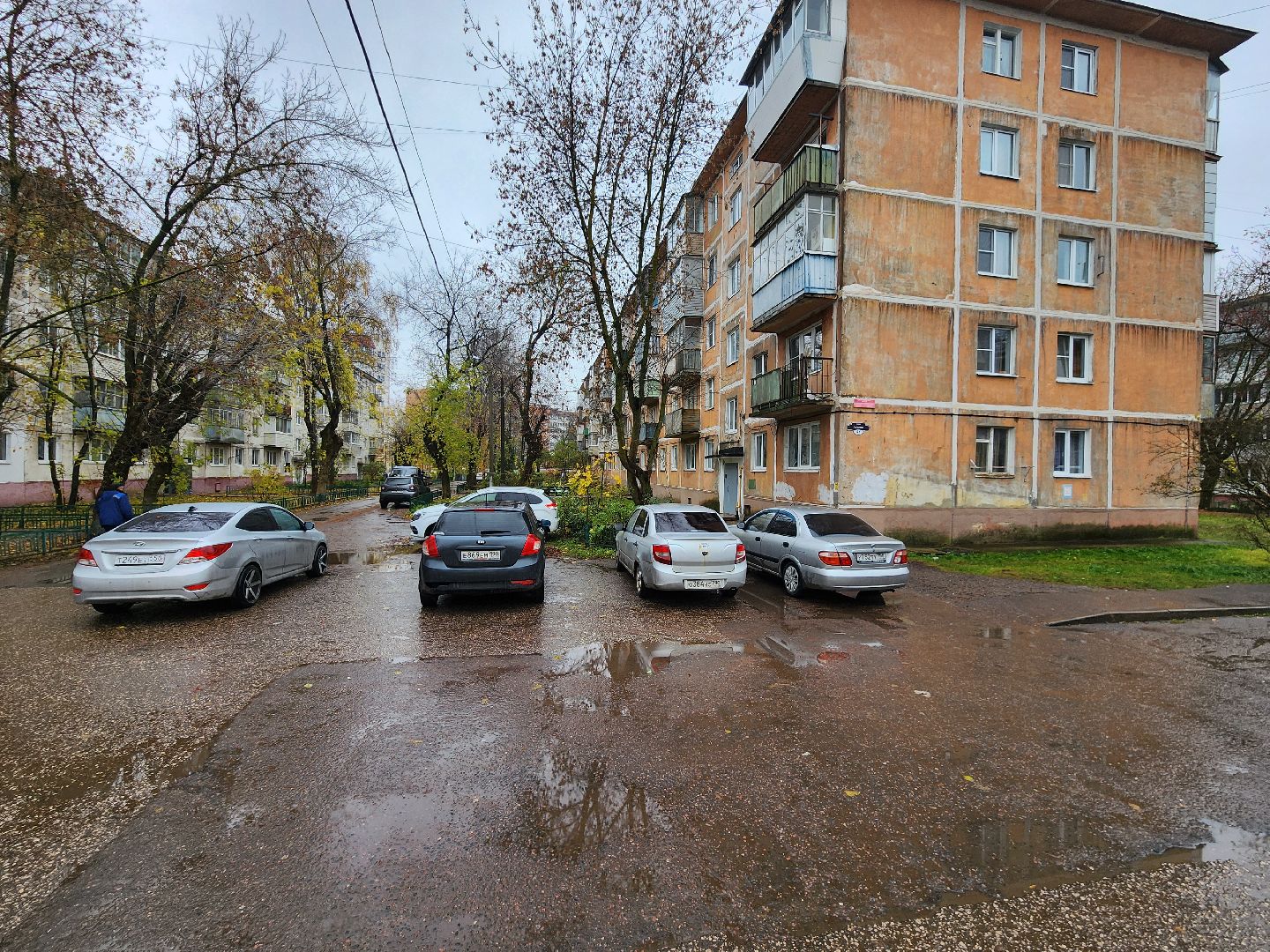 чехов, микрорайон венюково, улица гагарина 48, текущий ремонт подъездов, покраска стен и потолков, замена окон, замена батарей отопления, косметический ремонт, обращения жителей, портал добродел, ремонт в подъездах,перила, лестницы, электропроводка, напольное покрытие,