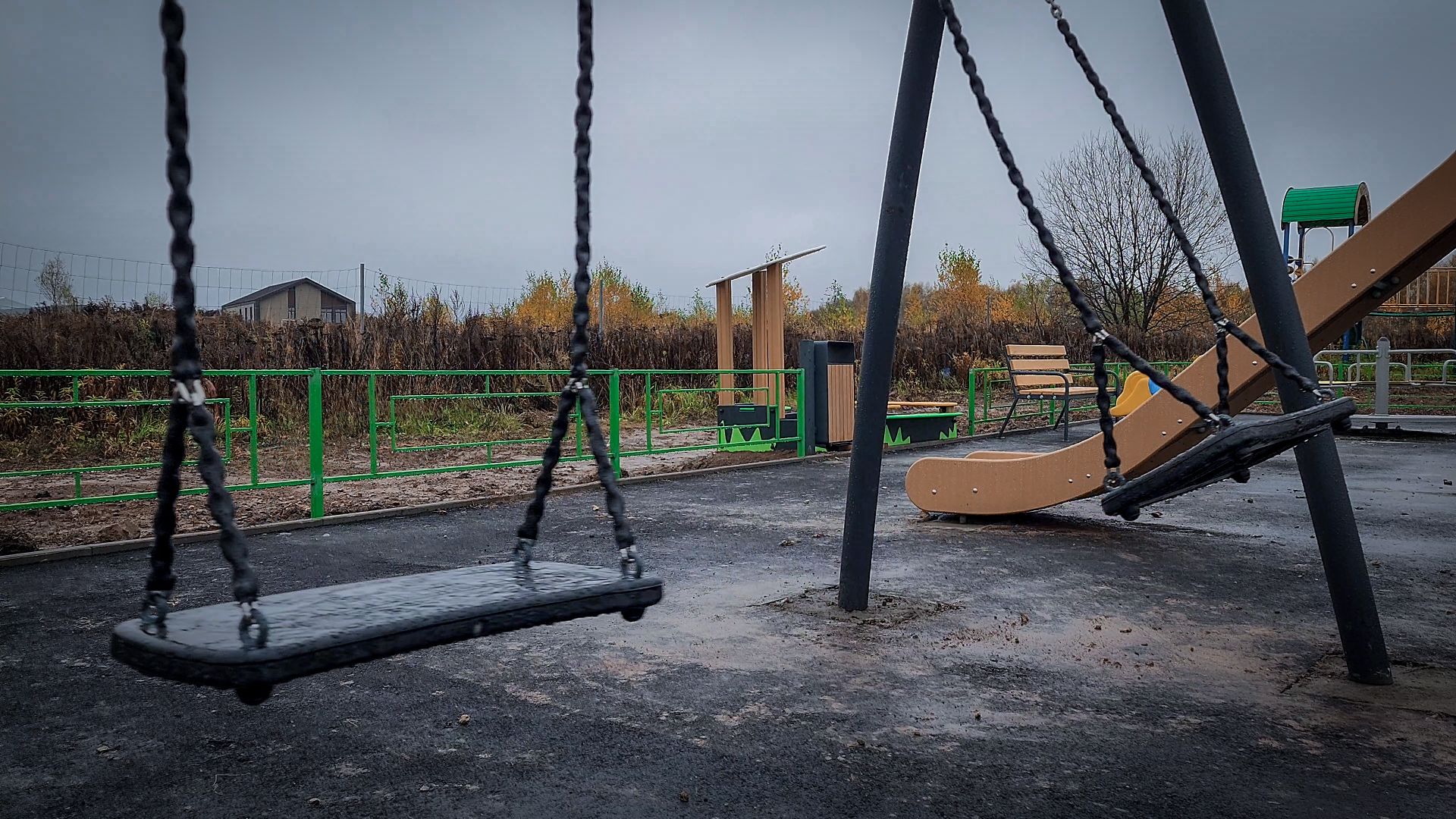 бронницы, детская площадка в бронницах, новая детская площадка в бронницах, игровой комплекс на солнечной,