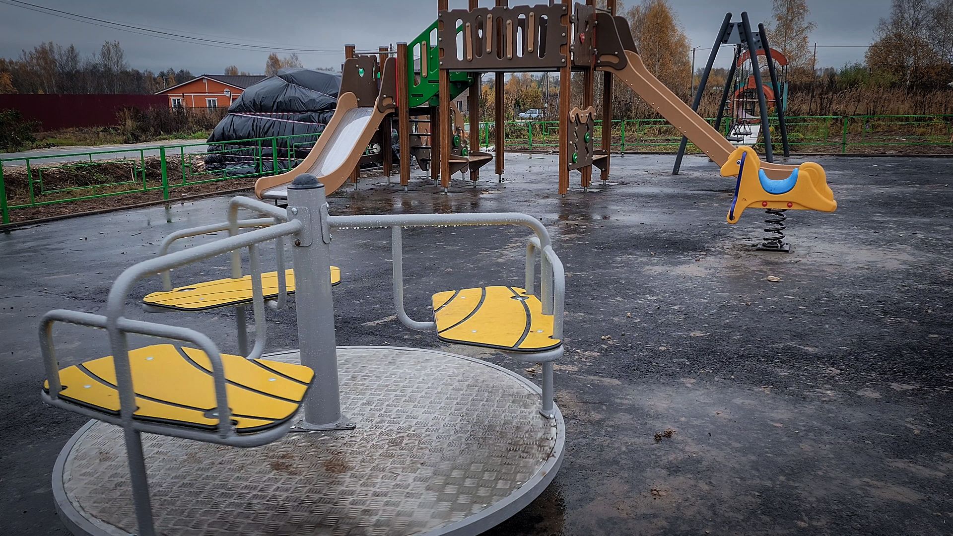 бронницы, детская площадка в бронницах, новая детская площадка в бронницах, игровой комплекс на солнечной,