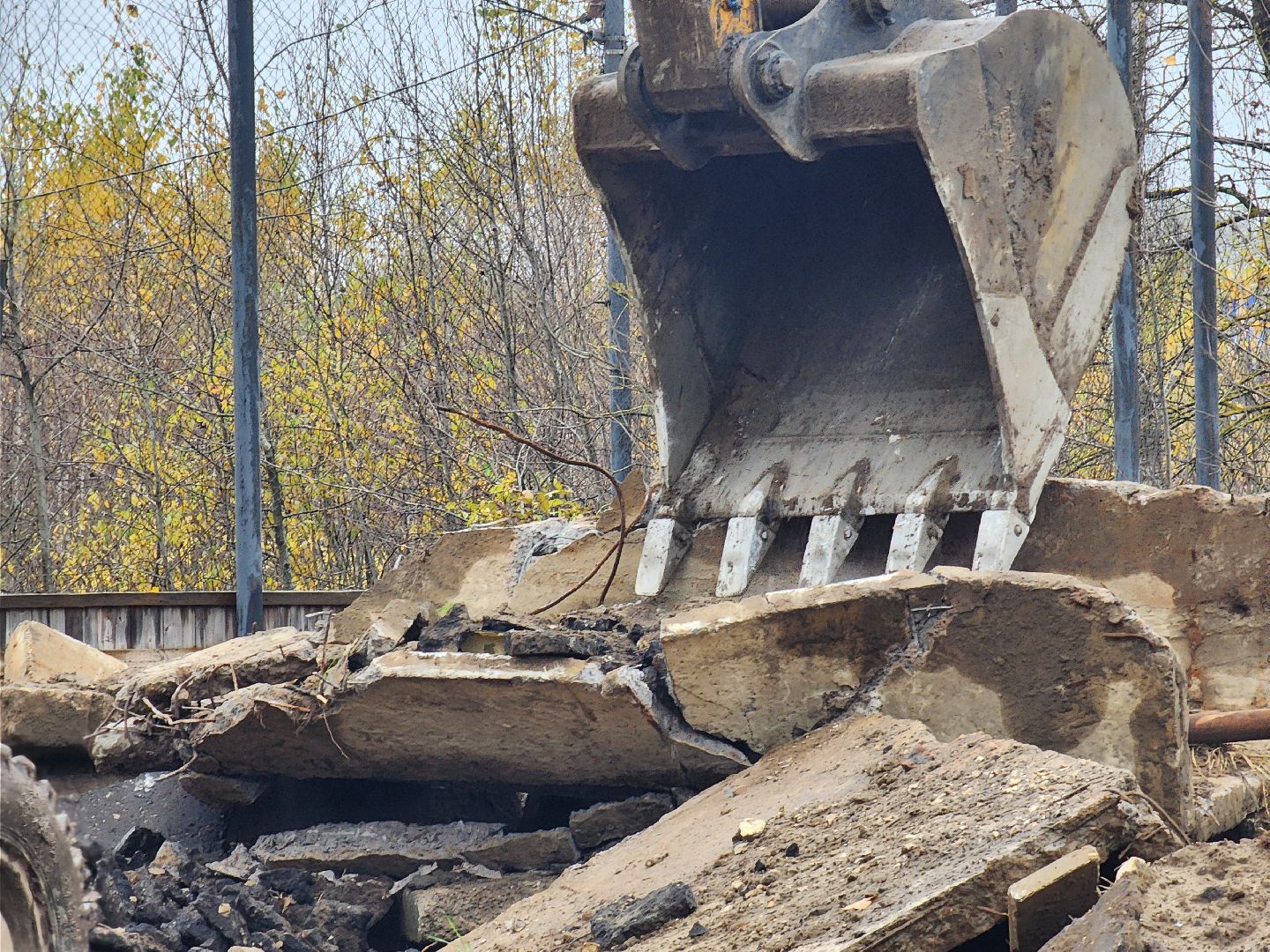 электросталь , жители, иванисово, благоустройство, ремонт теплосетей,