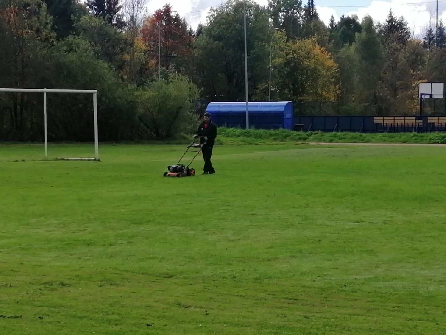 стрижка газонов, стадион, городской округ восход, благоустройство,