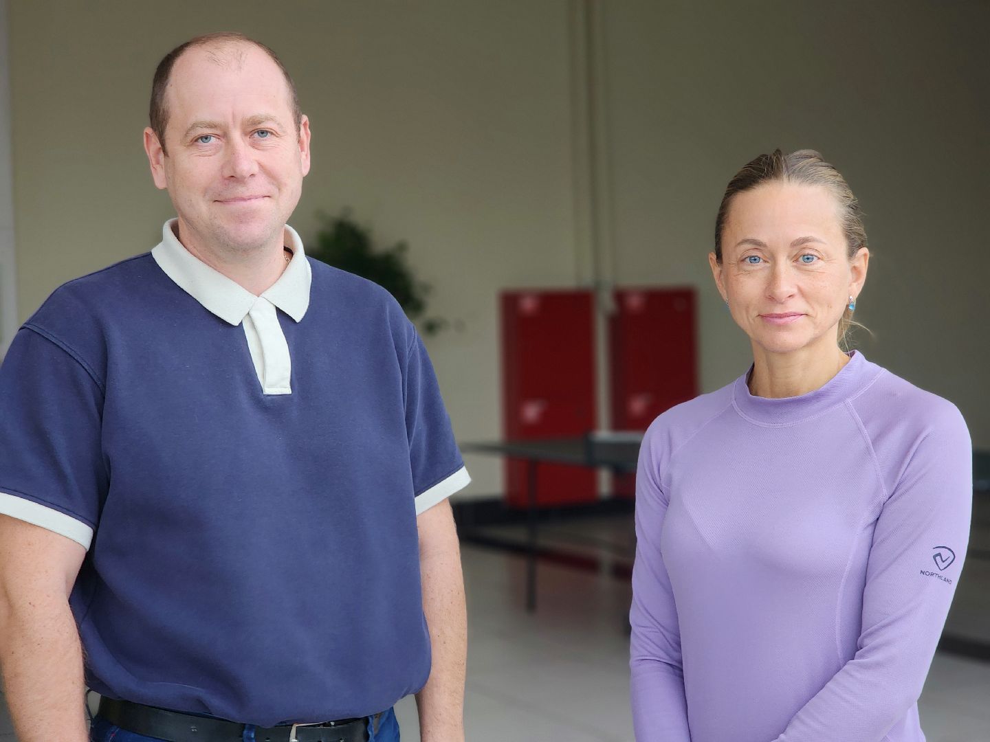 дубна, университет дубна, фоновая ходьба, человек идущий, здоровый образ жизни,