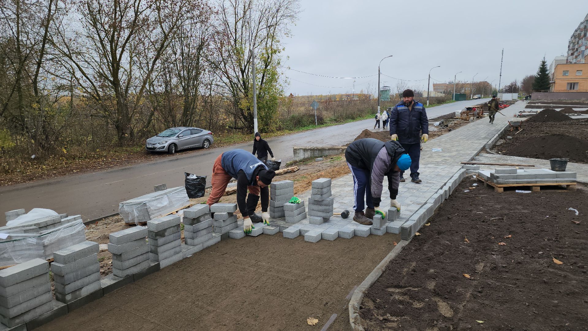 кашира, благоустройство, комфортная городская среда, сквер, тротуарная плитка, озеленение, освещение, безопасный регион,