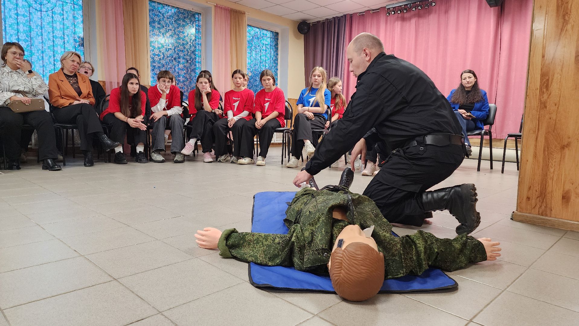 кашира, школьники, движение первых, мастер-класс, оказание первой помощи, дети, обзр,