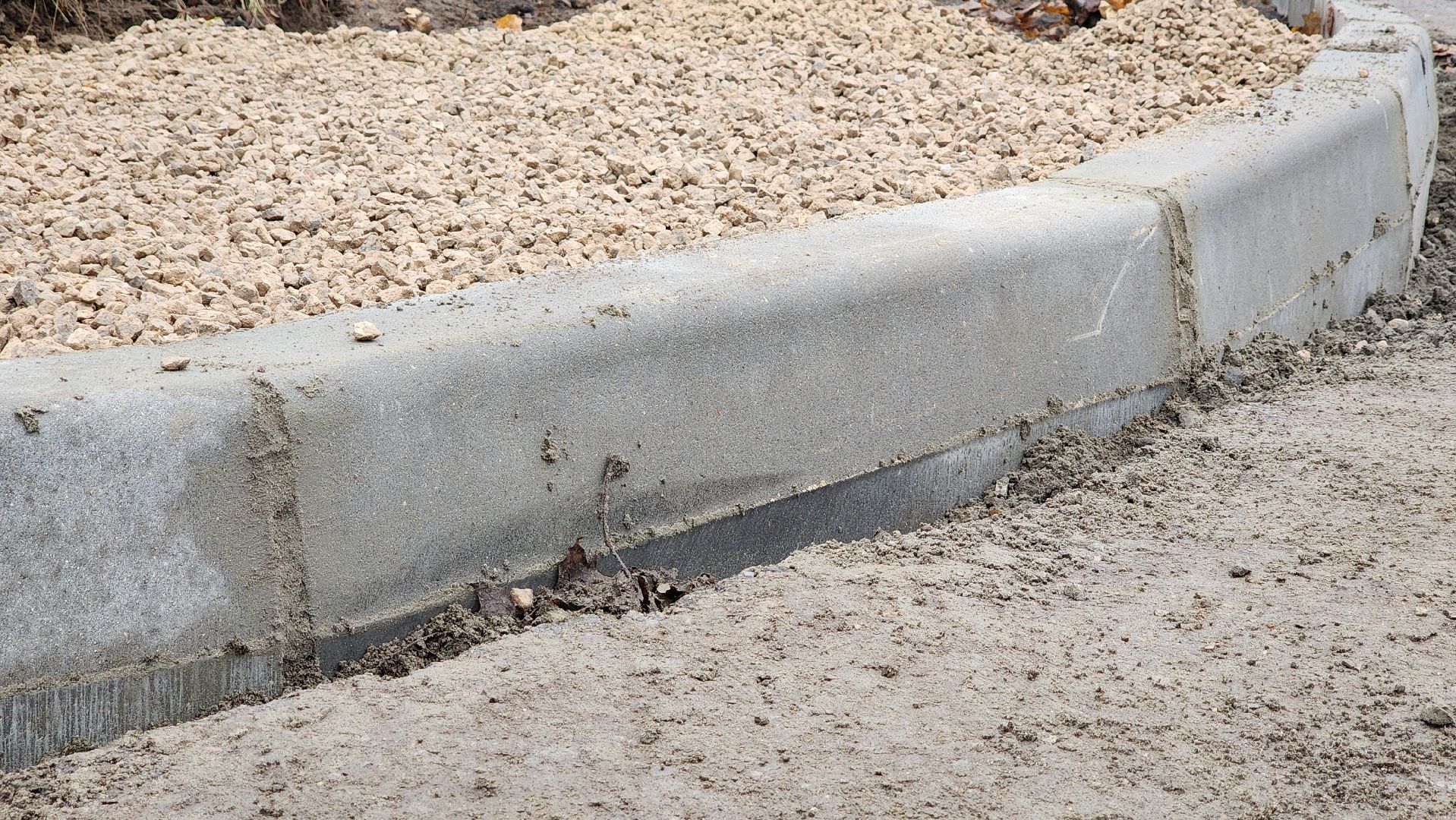 клин, поселок 31 октября, благоустройство, улица мичурина , бордюр,