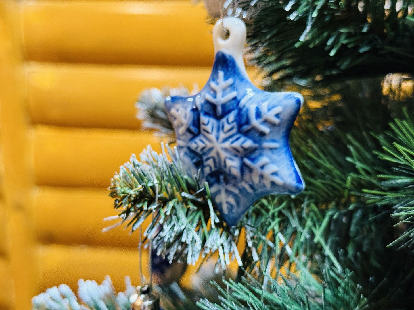 гжель, гжельская роспись, гжельский завод художественной росписи, новый год, производство елочных игрушек, елочные игрушки,