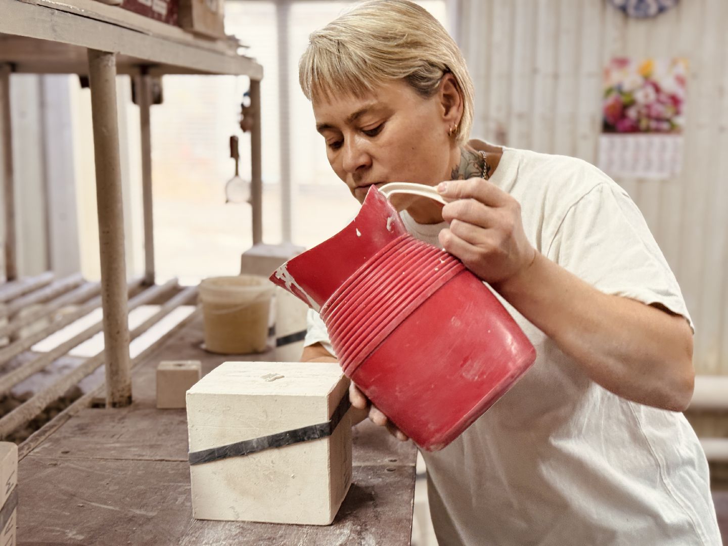 гжель, гжельская роспись, гжельский завод художественной росписи, новый год, производство елочных игрушек, елочные игрушки,