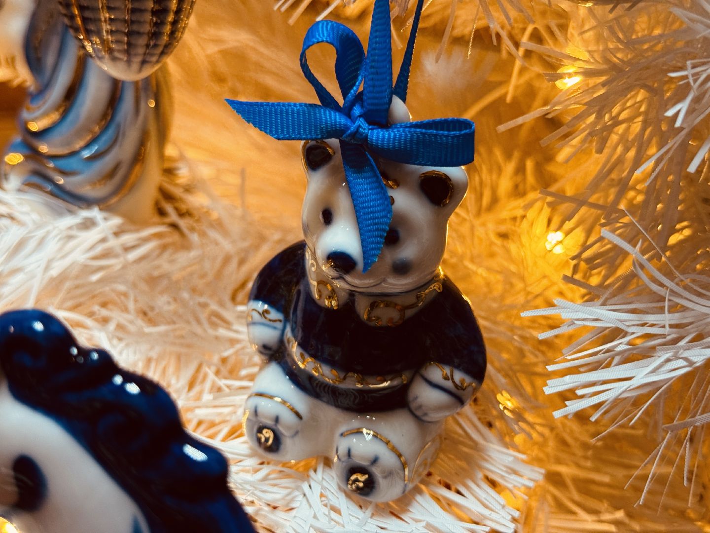 гжель, гжельская роспись, гжельский завод художественной росписи, новый год, производство елочных игрушек, елочные игрушки,