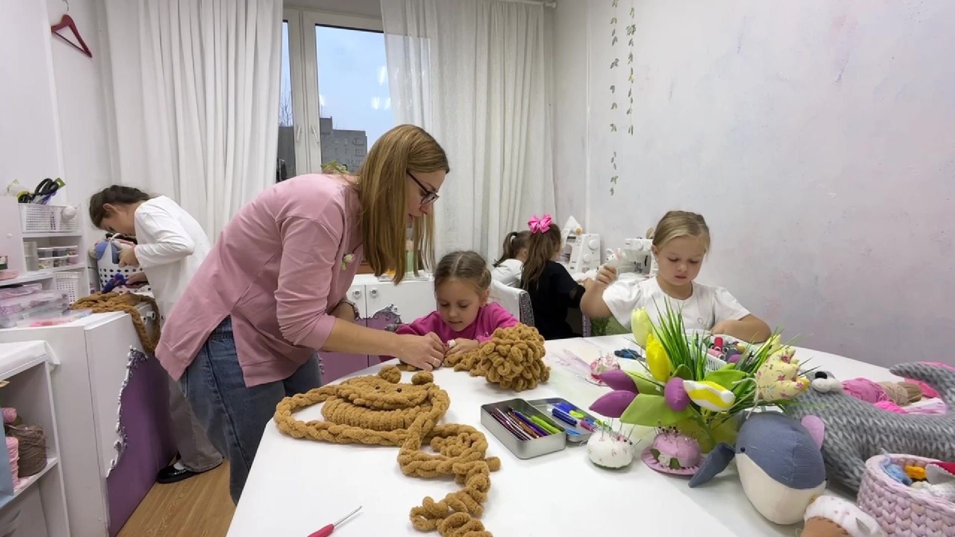 Реутов, библиотека, швейная мастерская, швеи, шитье для девочек,вязание, курсы кройки и шитья,