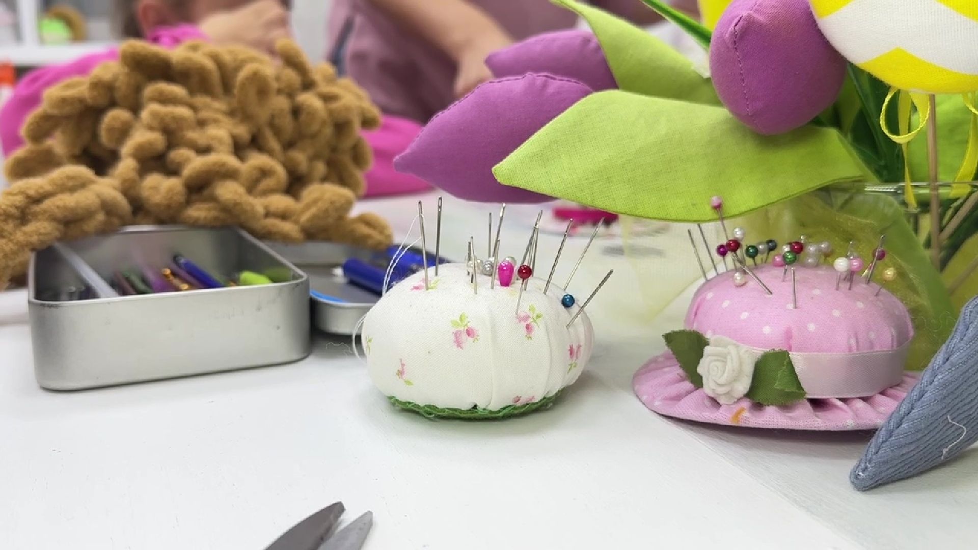 Реутов, библиотека, швейная мастерская, швеи, шитье для девочек,вязание, курсы кройки и шитья,