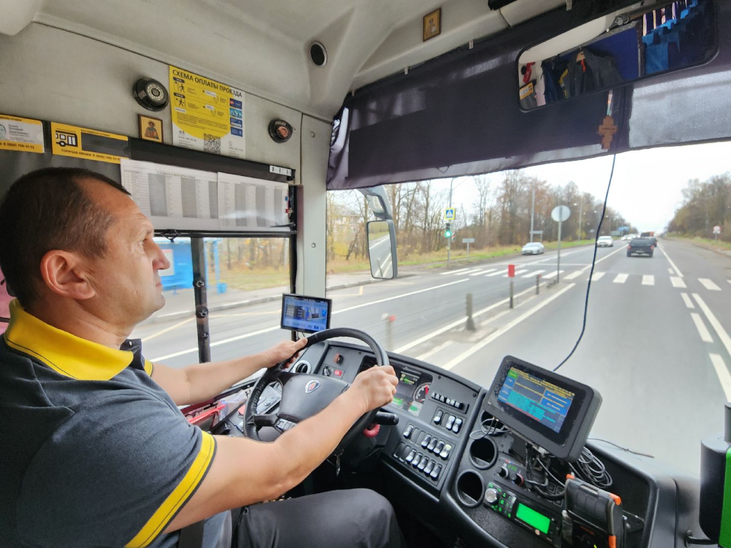 чехов, деревня манушкино, филиал мострансавто, производственная база чехов, автопарк, техобслуживание, маршруты, ремонт автобусов, штат, пополнение автопарка, подготовка автобусов к рейсам, руководитель пб чехов, алексей коркин, медосмотры, оплата проезда, набор сотрудников, вакансии,