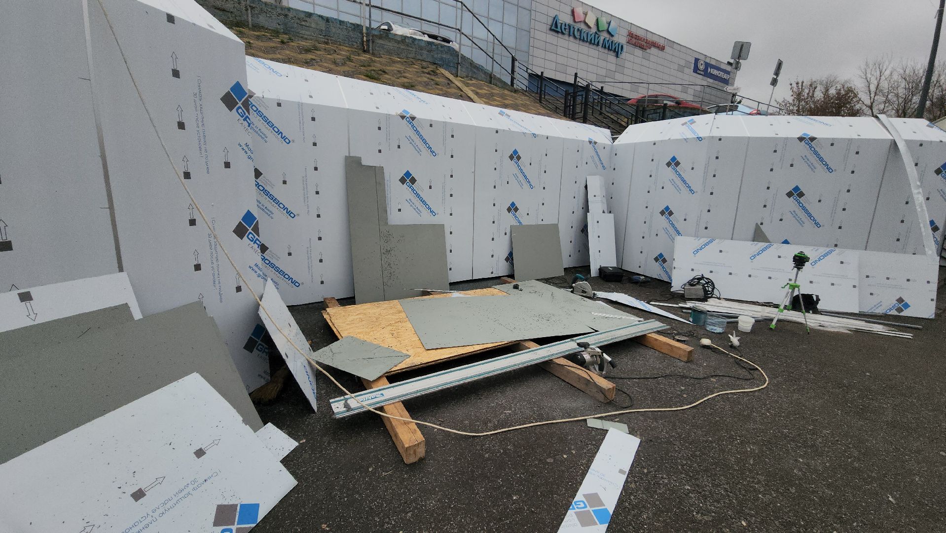 кашира, вокзал, благоустройство, подпорная стена, фасад, полимерные материалы, ремонт, вентилируемый фасад,