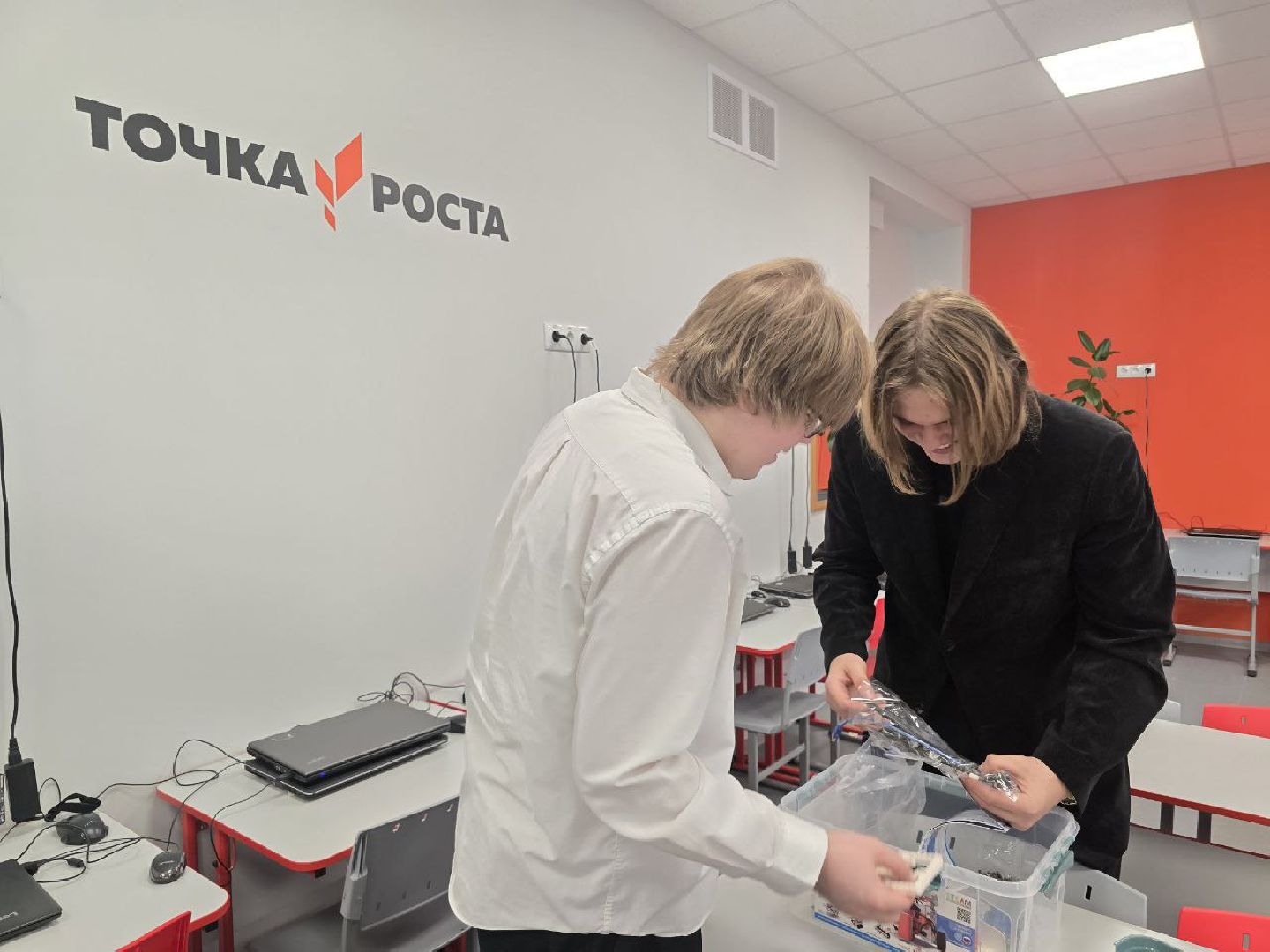 можайск, можайский муниципальный округ, подмосковье, точка роста, образовательный центр, нацпроект, Молодежь и дети, школьники, образование,