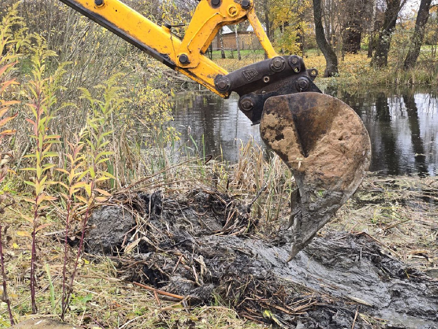 можайск, можайский муниципальный округ, подмосковье, благоустройство, противопожарный пруд, пожарный водоем, ремонт пруда,