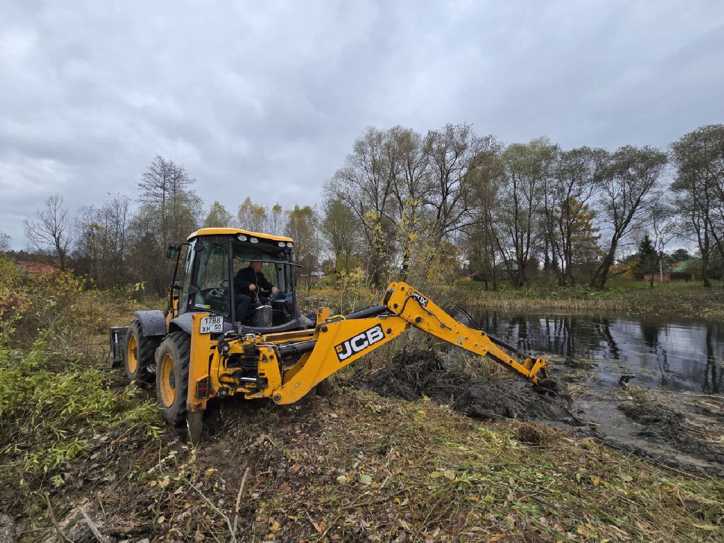 можайск, можайский муниципальный округ, подмосковье, благоустройство, противопожарный пруд, пожарный водоем, ремонт пруда,