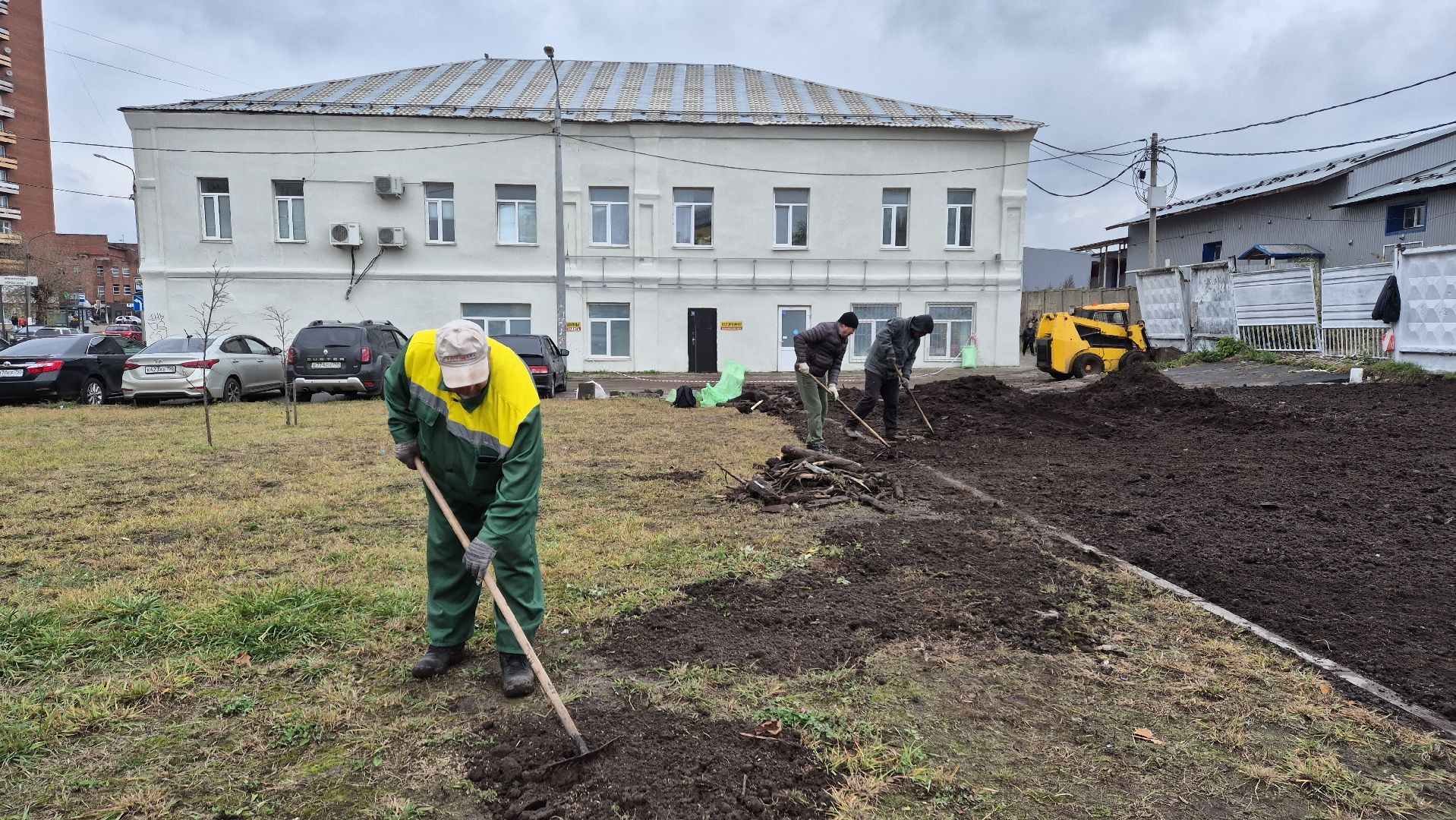 благоустройство территории, орехово-зуево, посев газона,