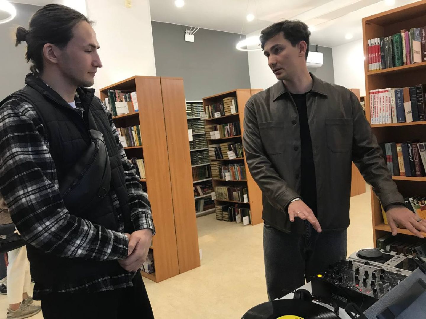 Коломна, диджеи