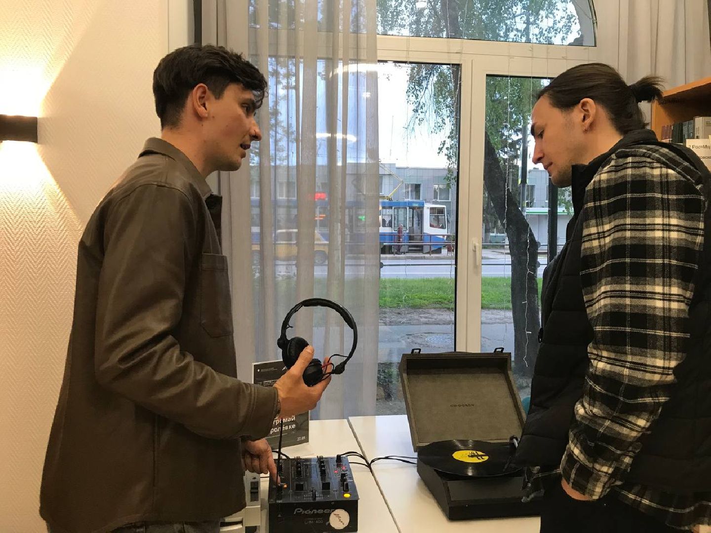 Коломна, диджеи