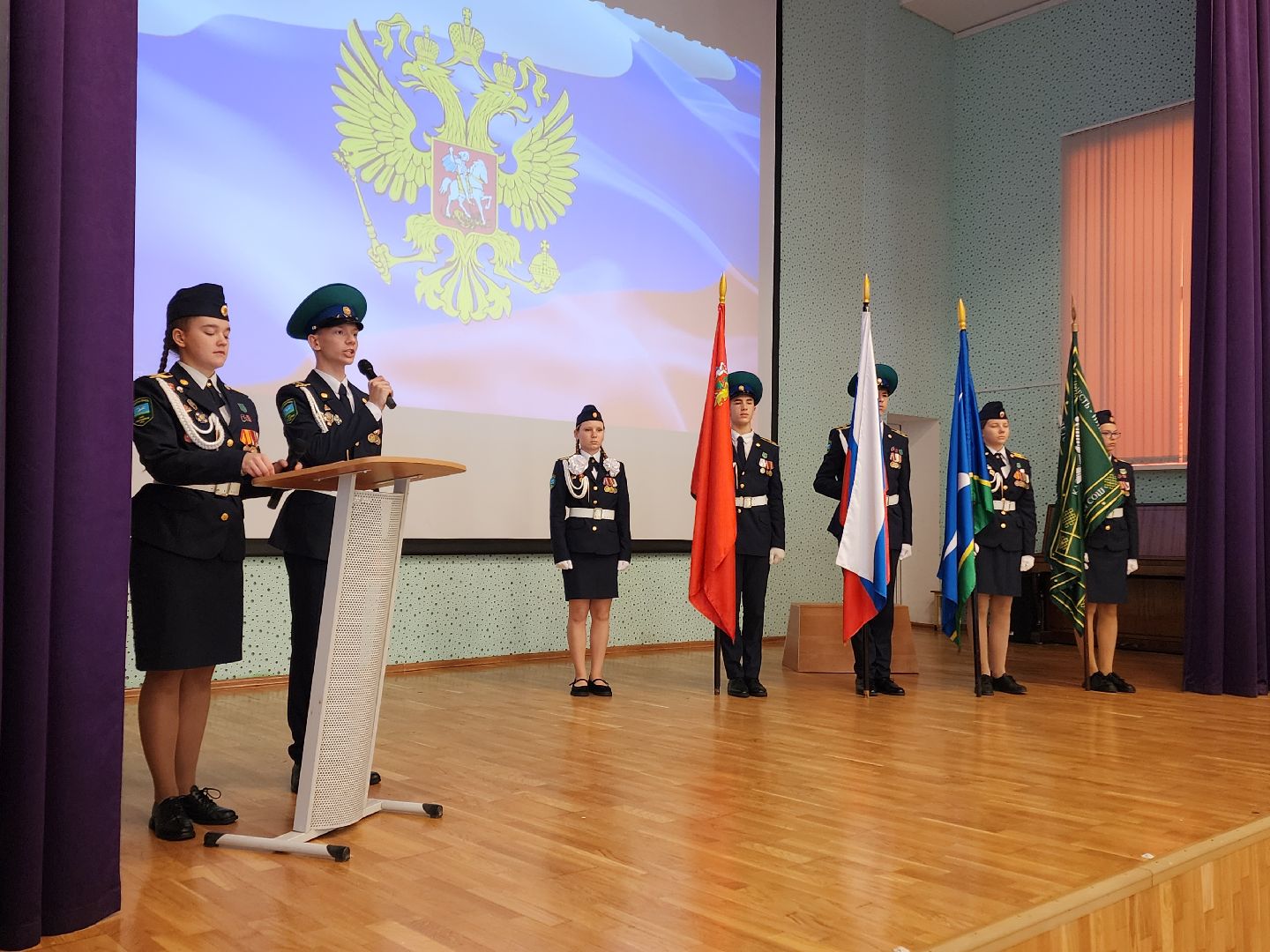 чехов, поселок любучаны , средняя школа, предкадетский класс, посвящение в предкадеты, клятва, награждение, артем чурилов, программа герои подмосковья,