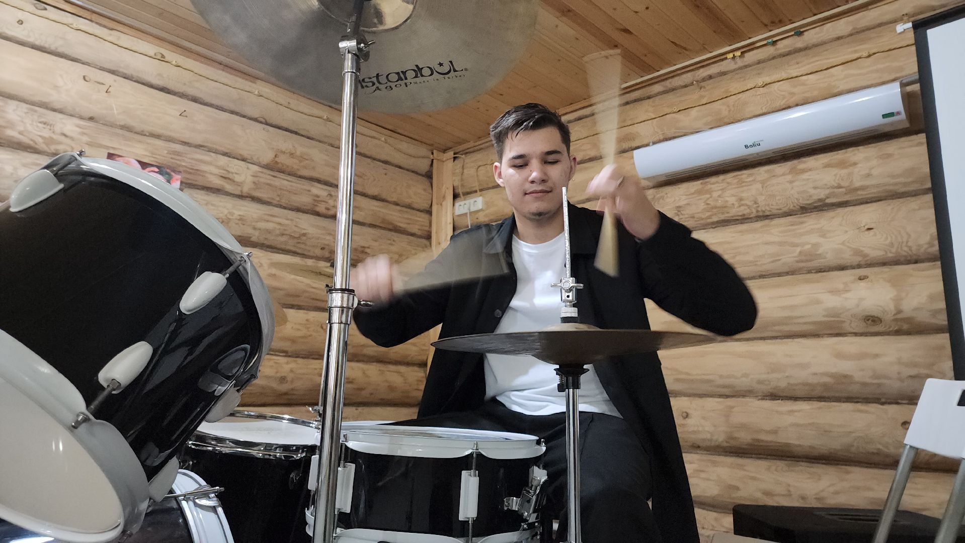 кашира, дом творчества имени бориса щукина, барабаны, конкурс, фестиваль, лауреат конкурса, ударные,