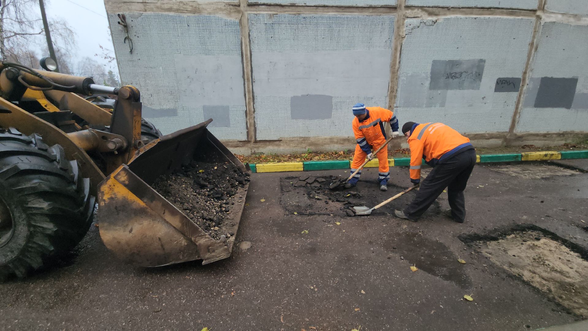 серпухов, комбинат благоустройства, улица октябрьская, ямочный ремонт,