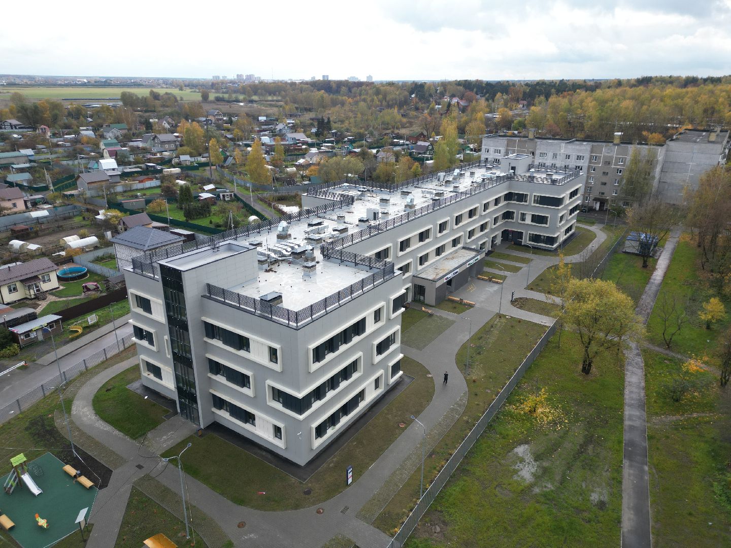 видео с коптера, новая поликлиника в лосино-петровском,