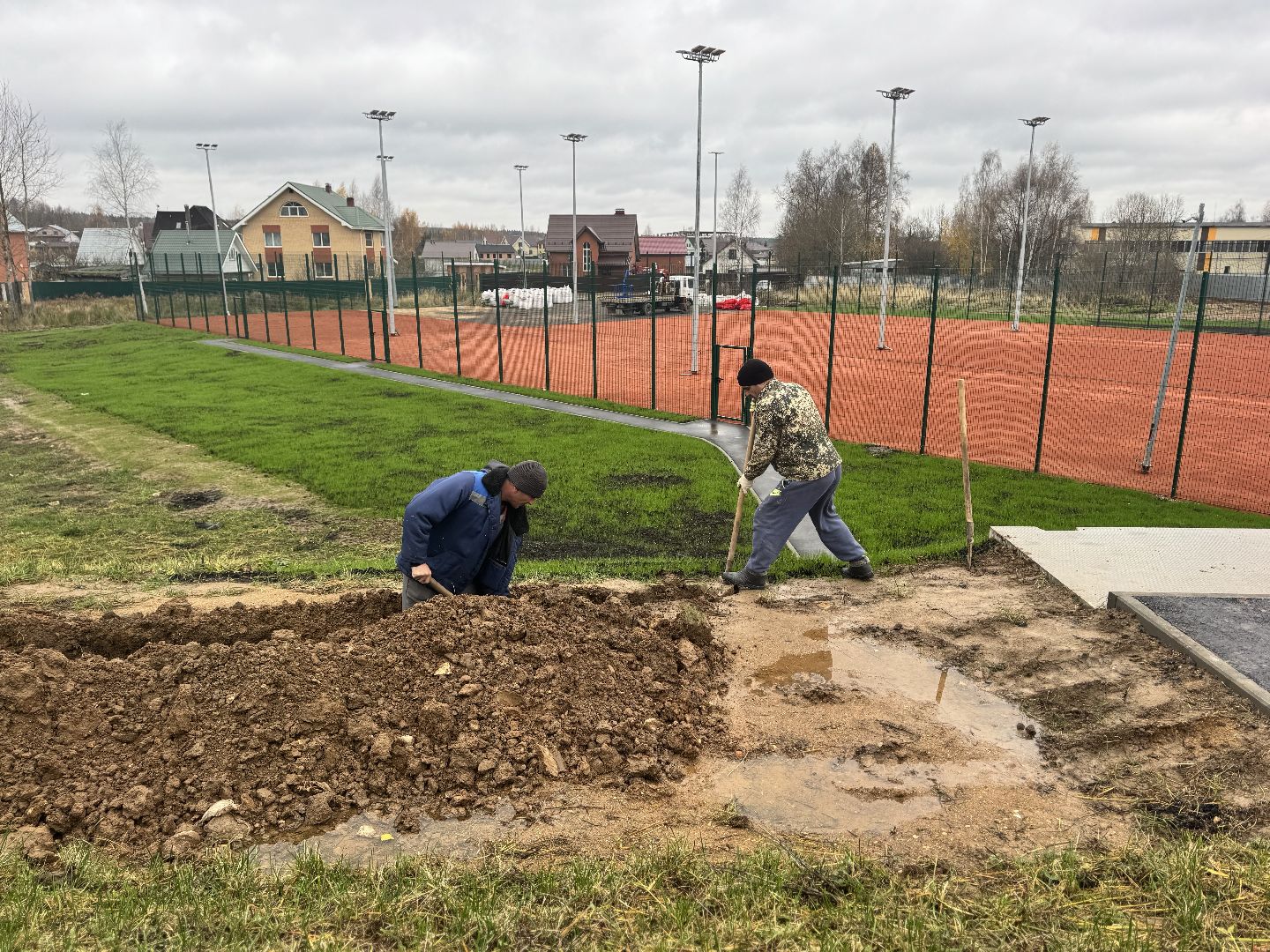шаховская , теннисныекорты, строителсьтво,