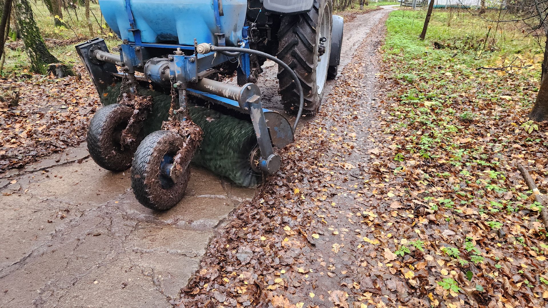 осенняя уборка, комбинат благоустройства, протвино,