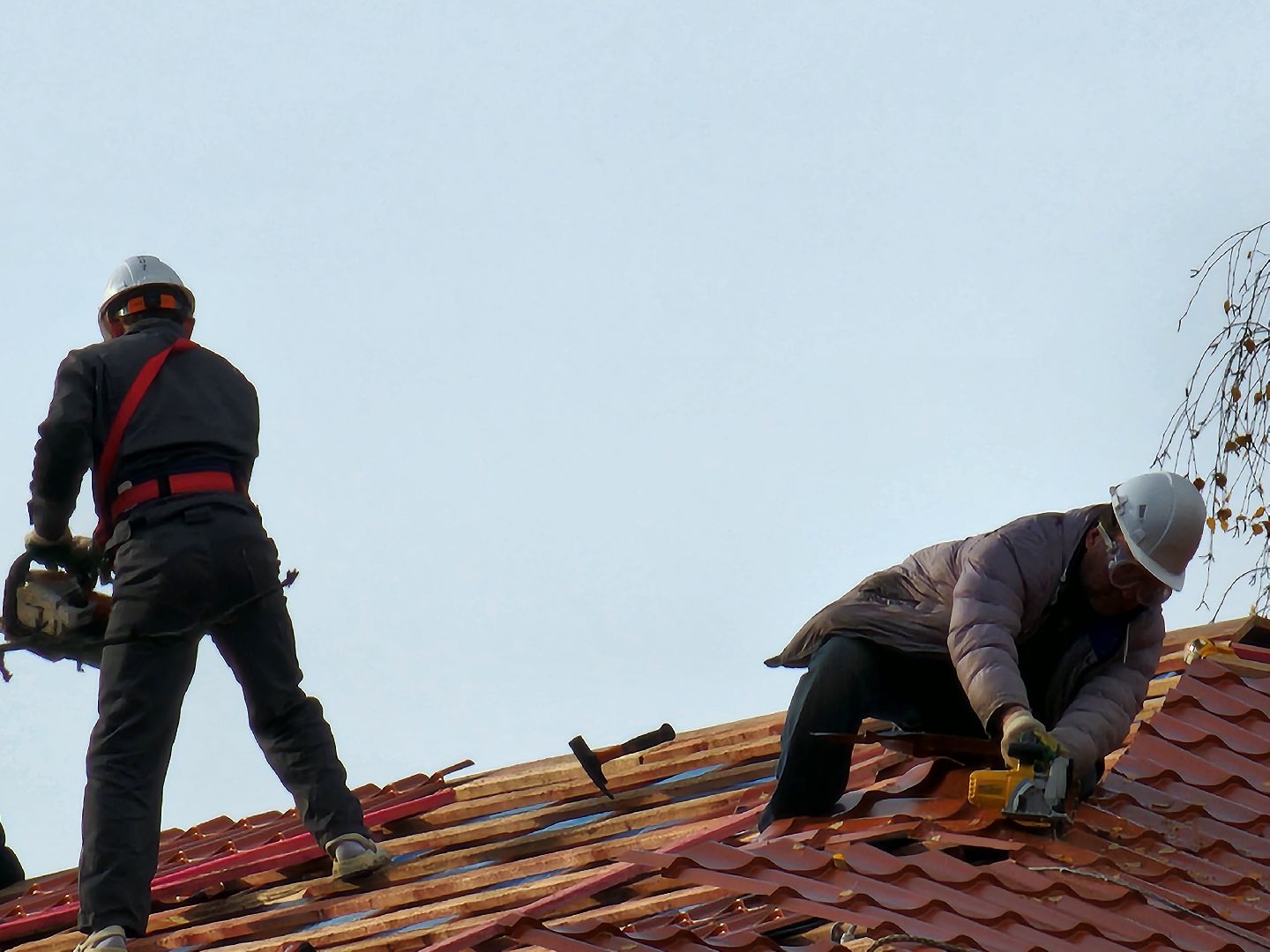 чехов, улица чехова 27, центр детского творчества, капитальный ремонт, реконструкция, обновление, замена кровельного покрытия, капремонт кровли, двускатная крыша, гидроизоляция,  теплоизоляция, фасадные работы, утепление фасада, новые строительные материалы,госпрограмма московской области,