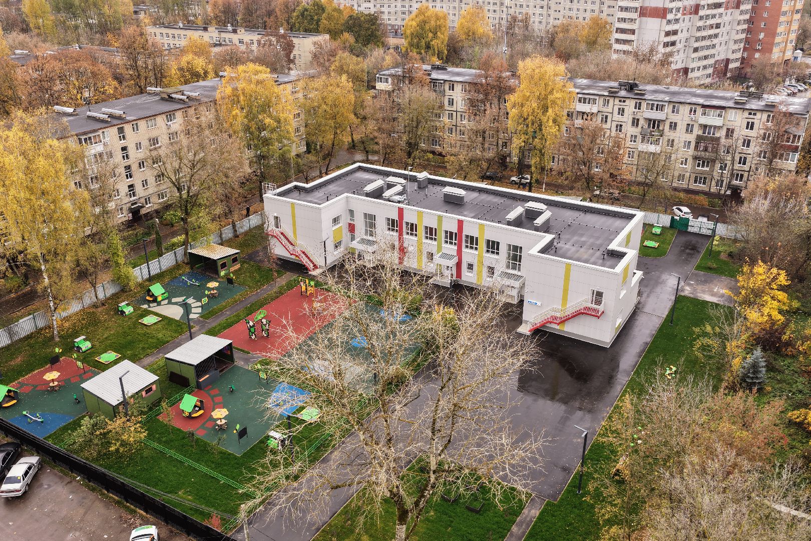 видео с коптера, детский сад малыш,