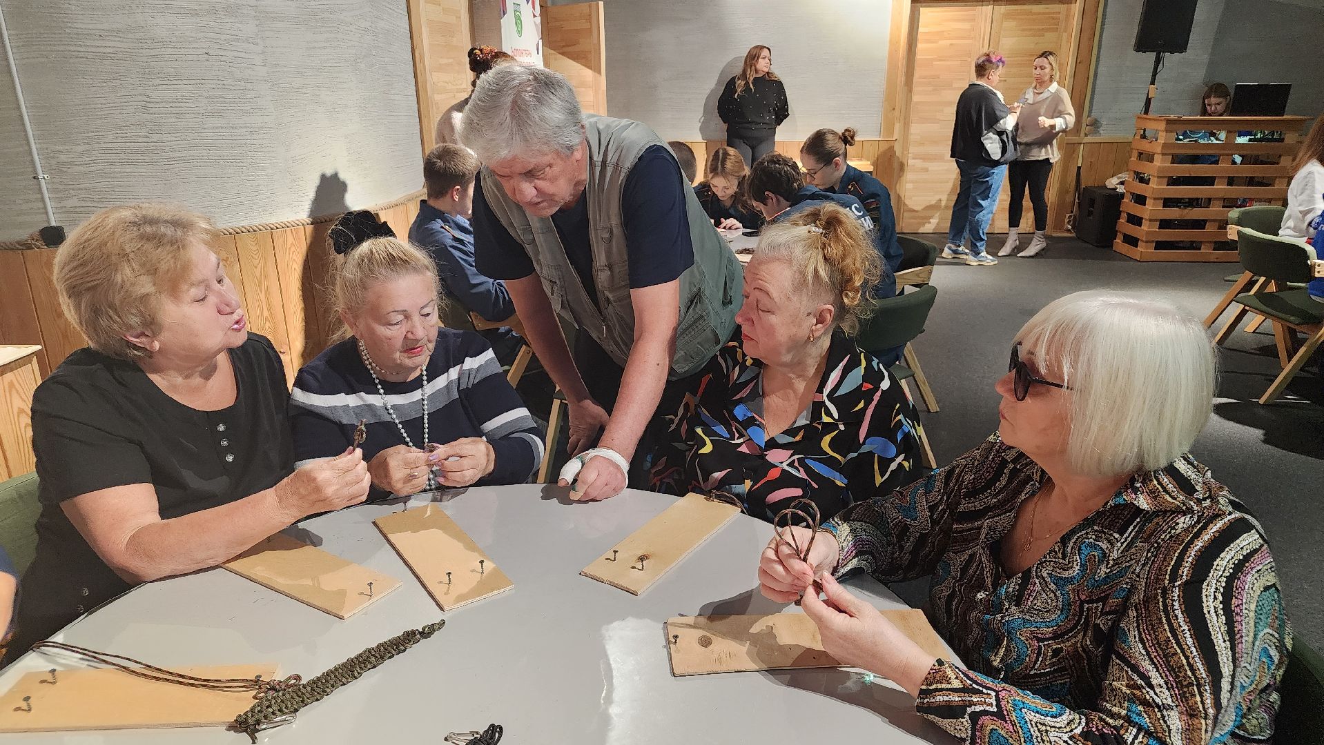 протвино, волонтеры, день волонтера,