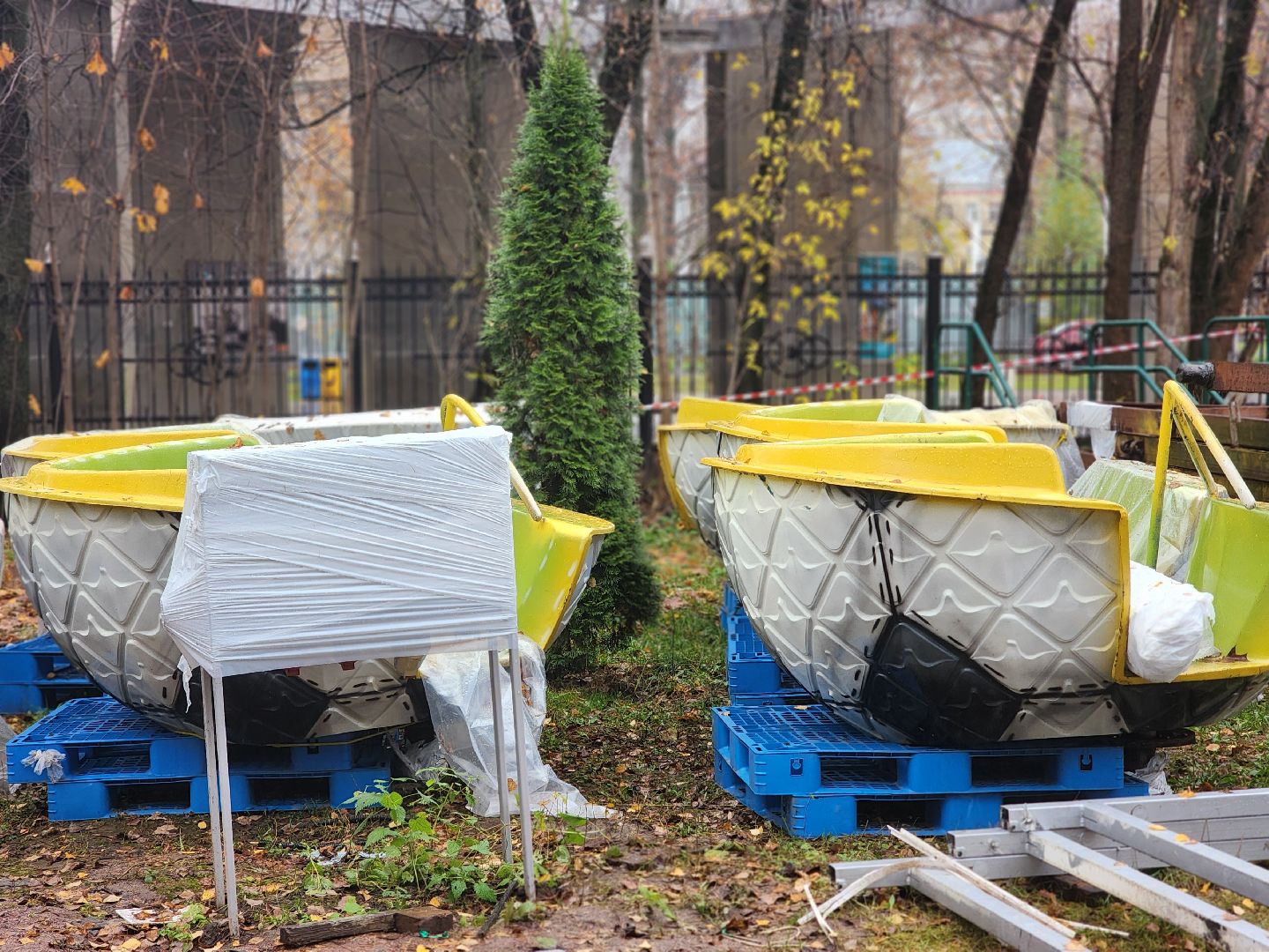 королёв, центральный городской парк в королеве ,  аттракционы, сезон развлечений 2025,