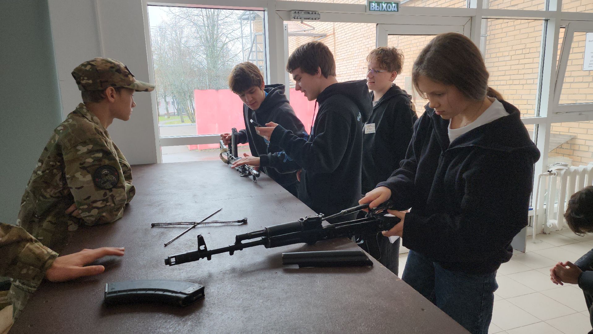 юнармеец, щёлково, молодежный форум, сборка автомата,