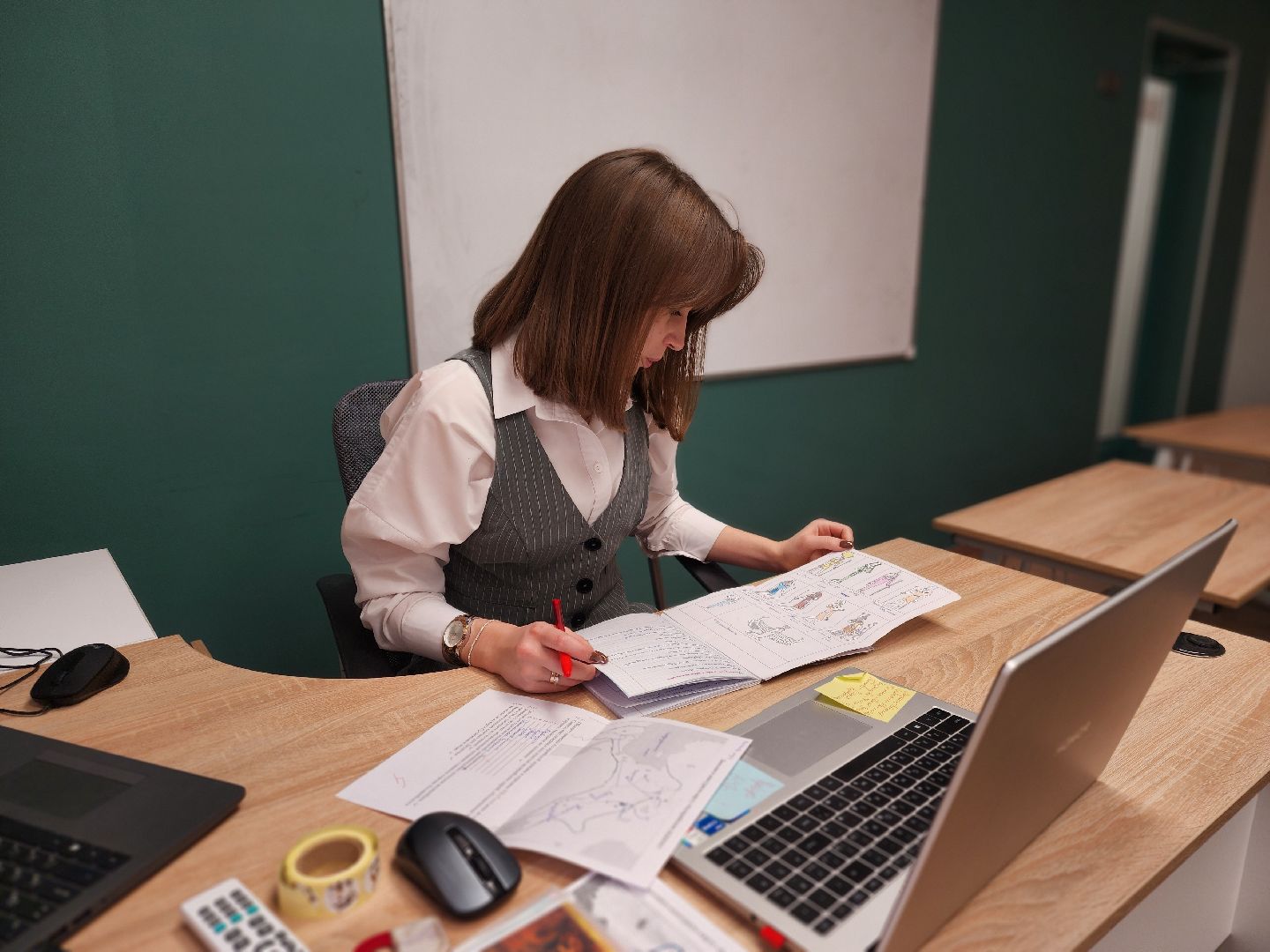 Черноголовка, Образование, Новый учитель,